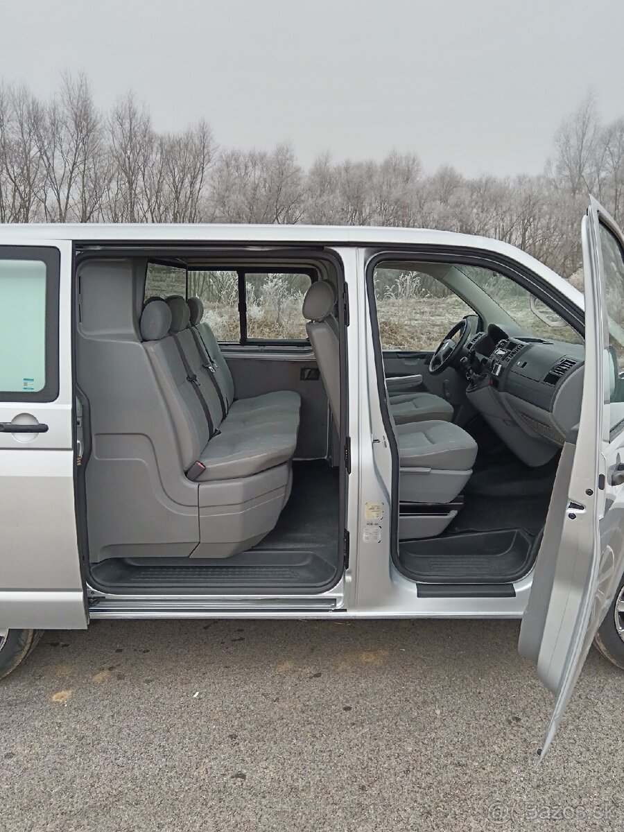 Predám dodávku vw transporter T5,1.9 tdi 77kw