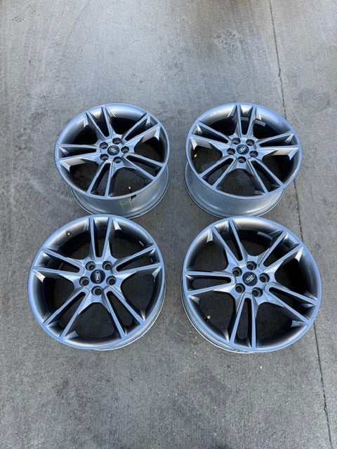 5x108 R19 alu disky Ford