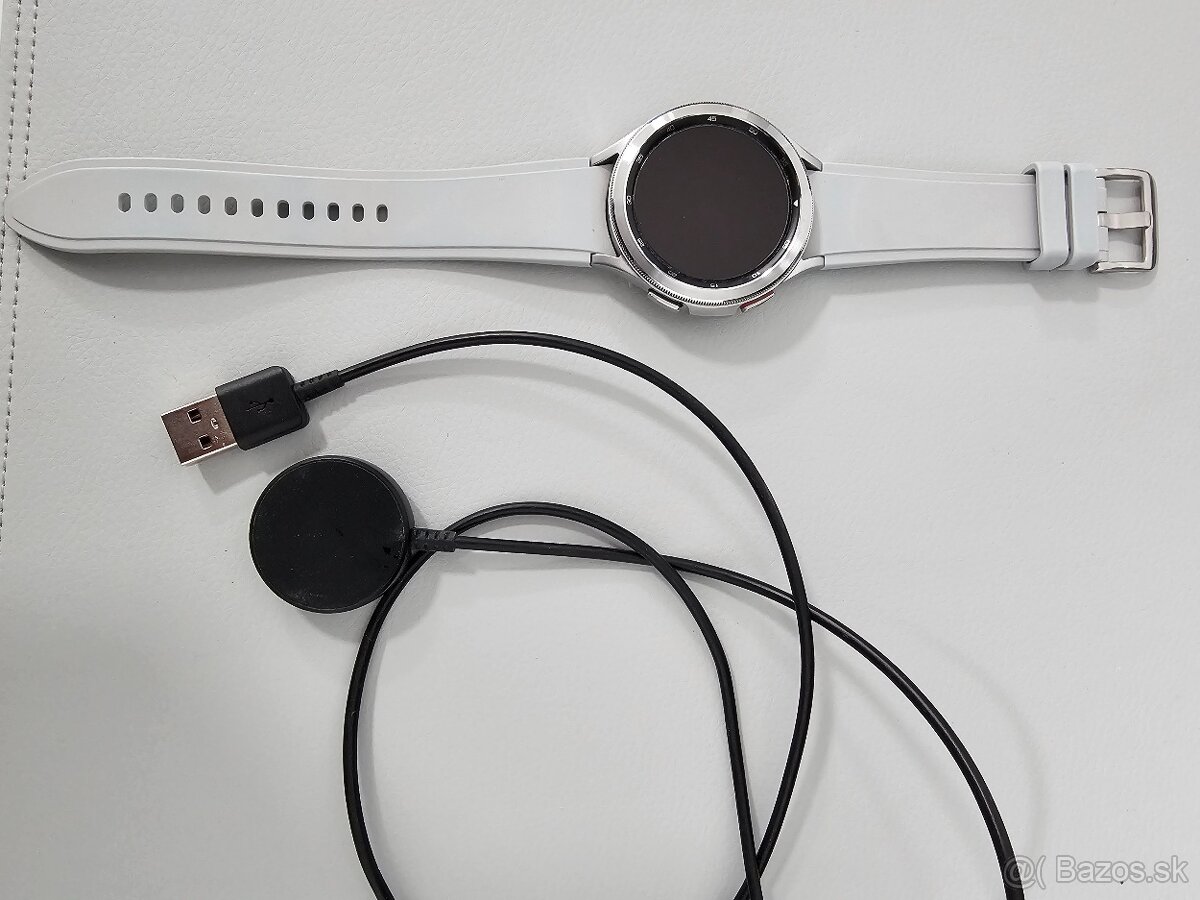 Samsung Galaxy Watch 4 Classic 46mm - čierne