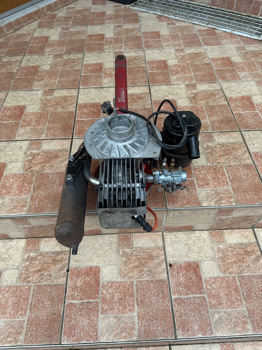 Motor Robi 55