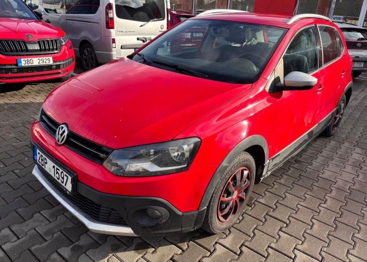 Volkswagen Polo 1.2i 16v, CROSS, 99.000tis km benzín manuál