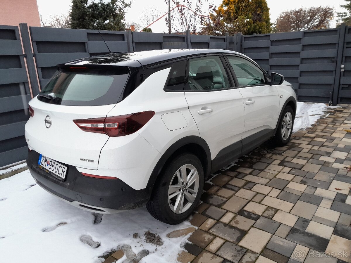 Opel Grandland X, 1,2 Turbo benzín, 96kW, Rok 6/2021