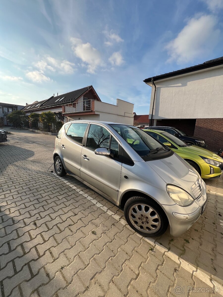 Predam Mercedes Benz A 160 automat