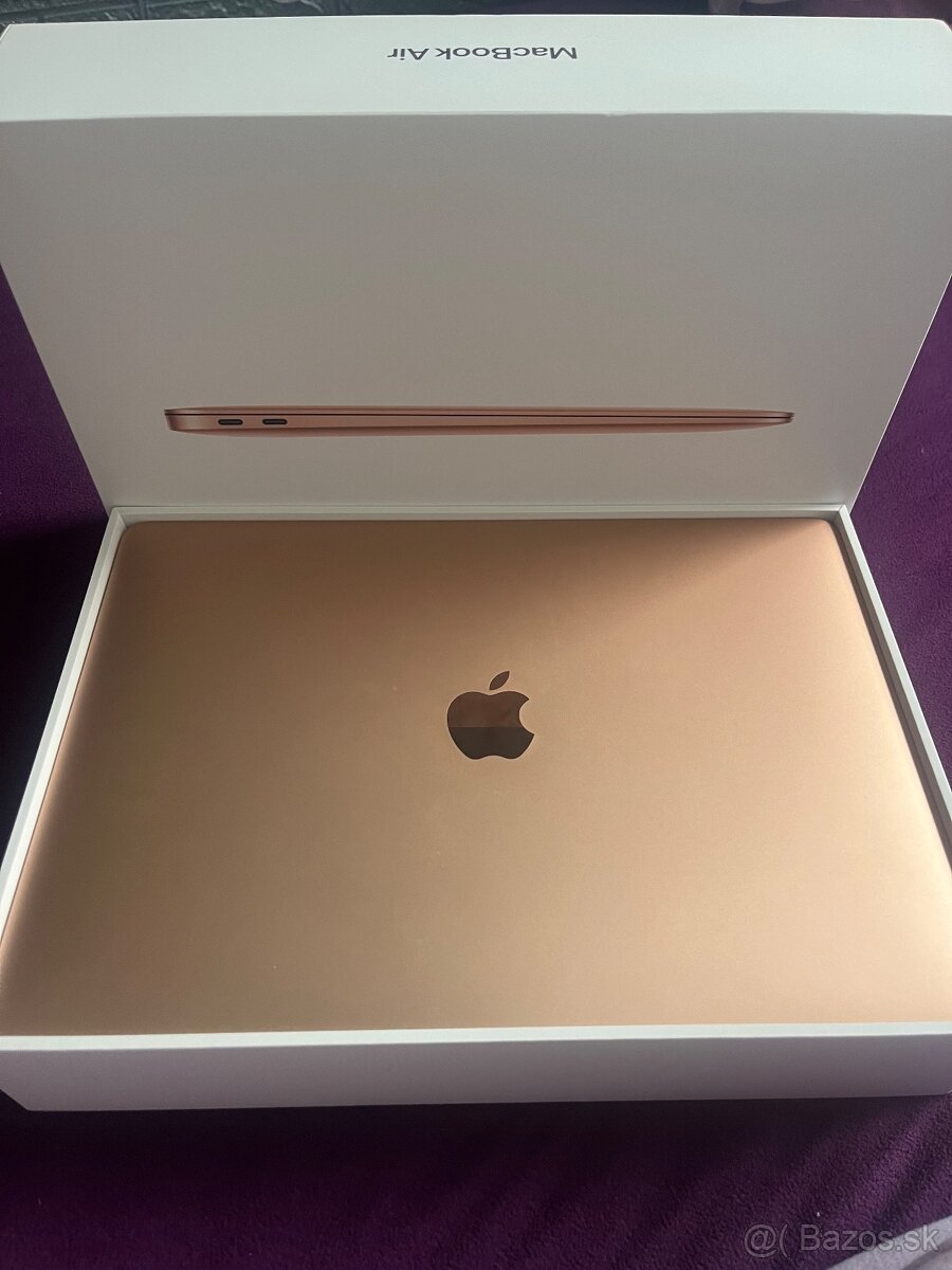 V ZÁRUKE Macbook Air 13 M1 256 GB - Gold