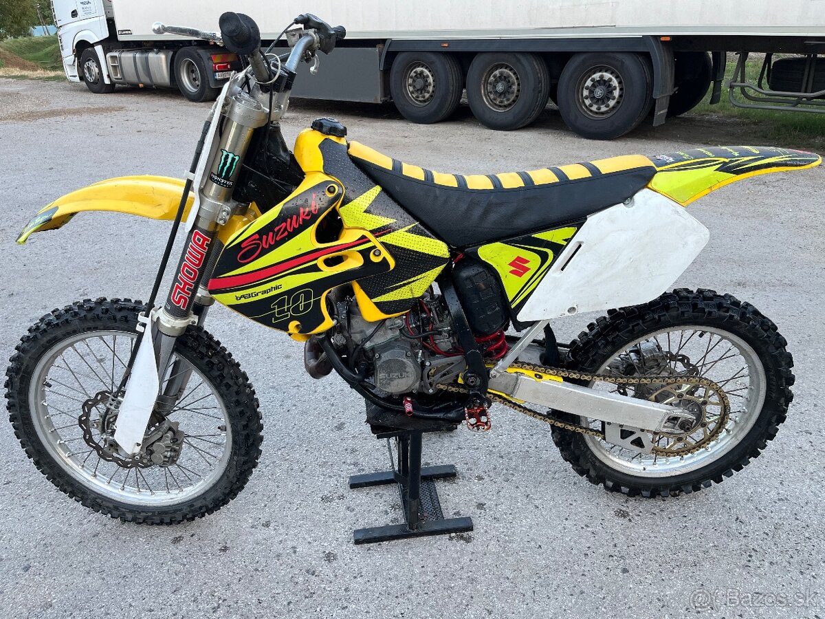 Suzuki RM 125