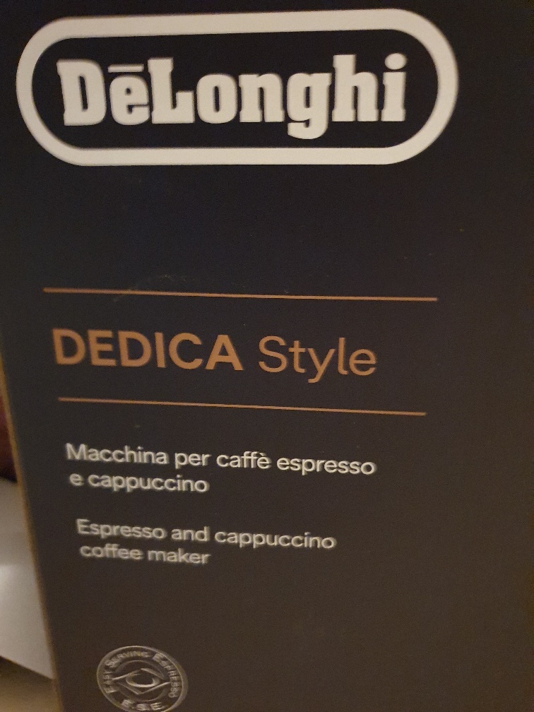 Predám kávovar DeLonghi DEDICA Style