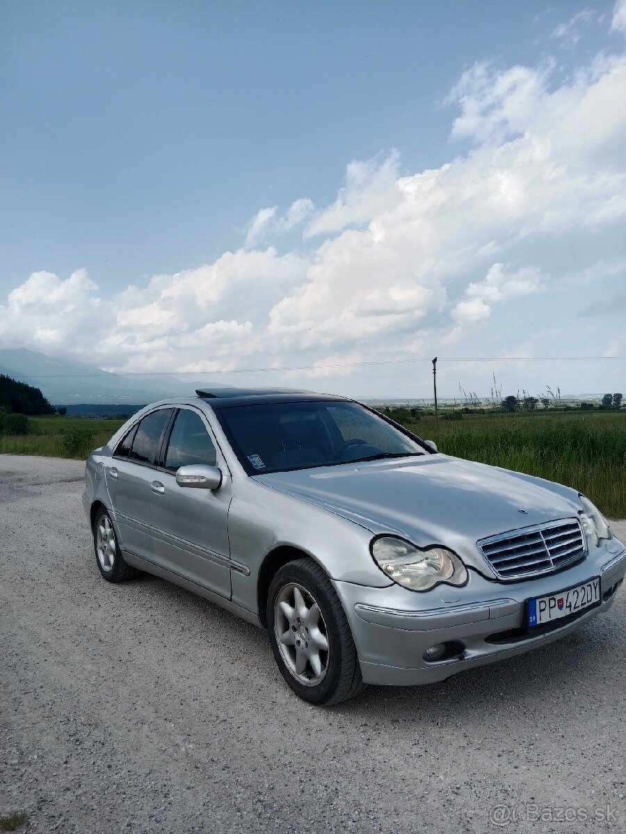 Mercedes Benz W203