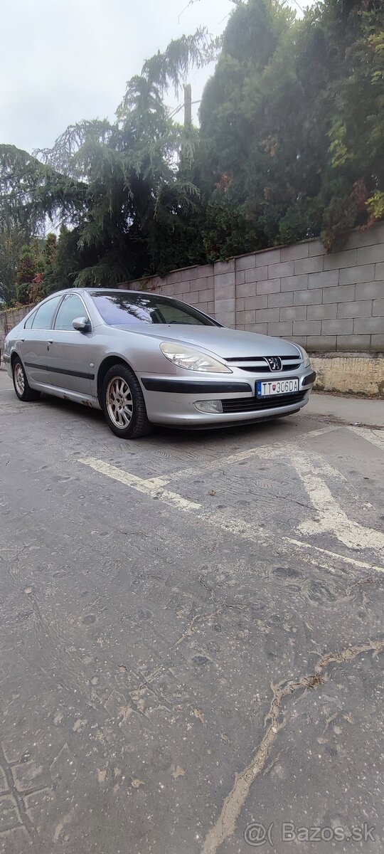 Peugeot 607