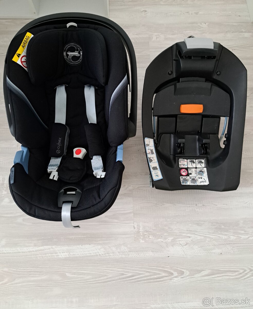 Cybex Aton 5 so základňou