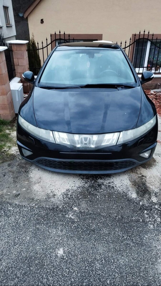 Honda Civic 8g 2,2 nafta