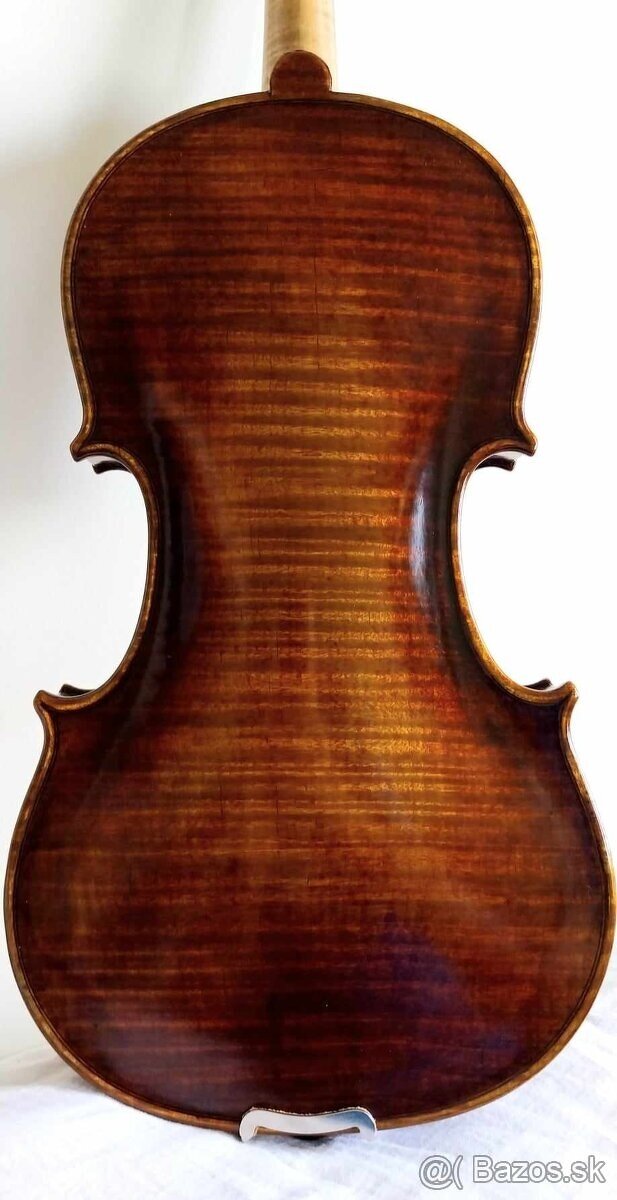 husle 4/4 Stradivari " Lady Harmsworth 1703" model