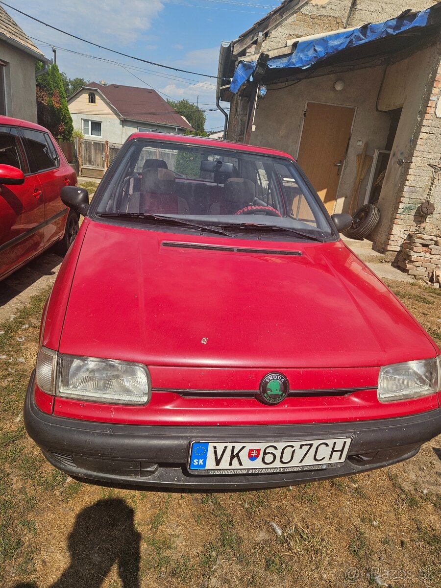 Stará verná Škoda Felicia 1.3 1999