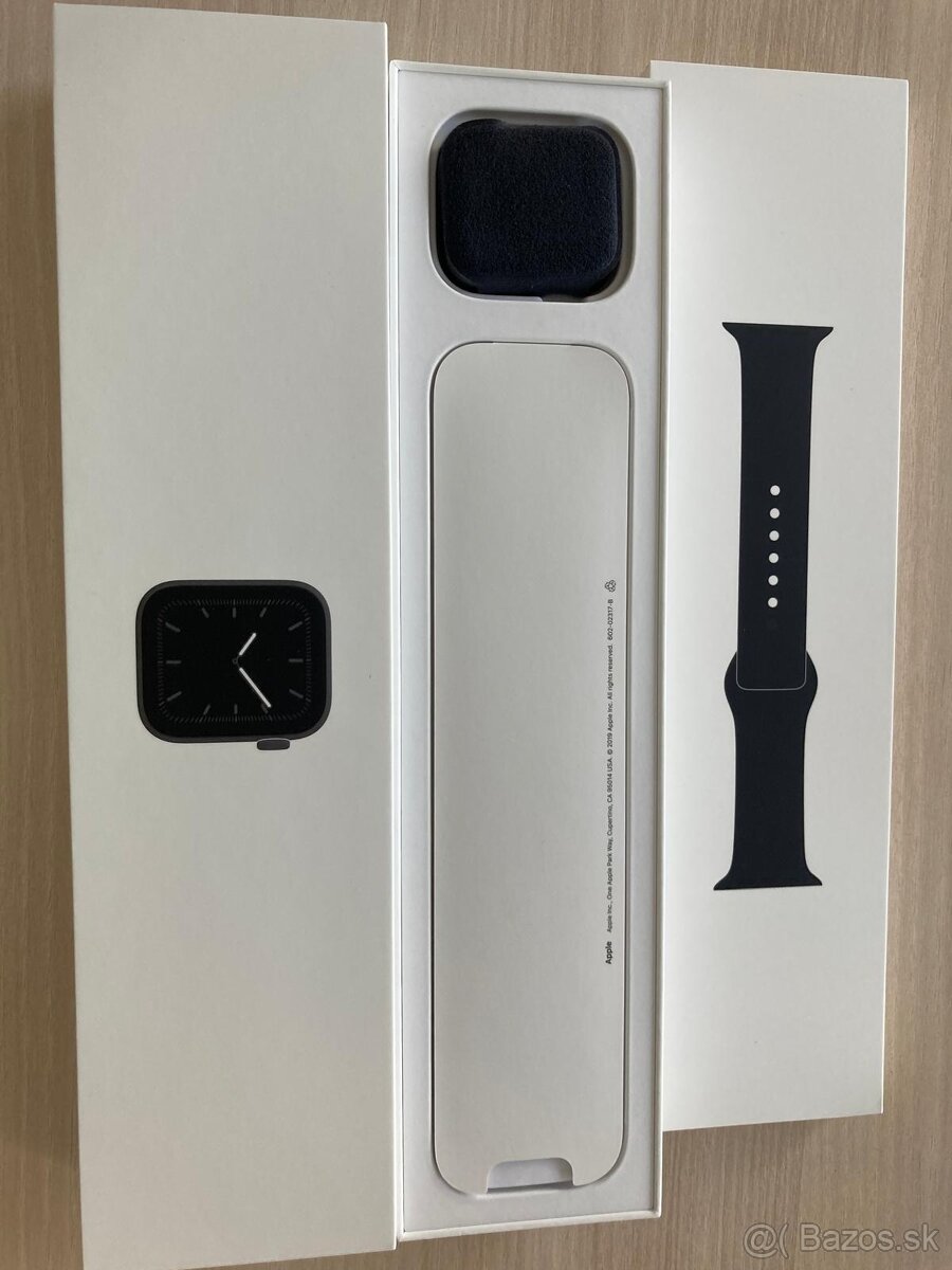 Apple watch series 5 hodinky