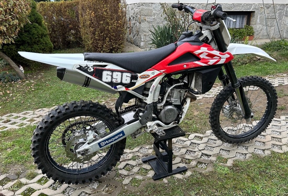 Predám Husqvarna TC250 2011 vstrek