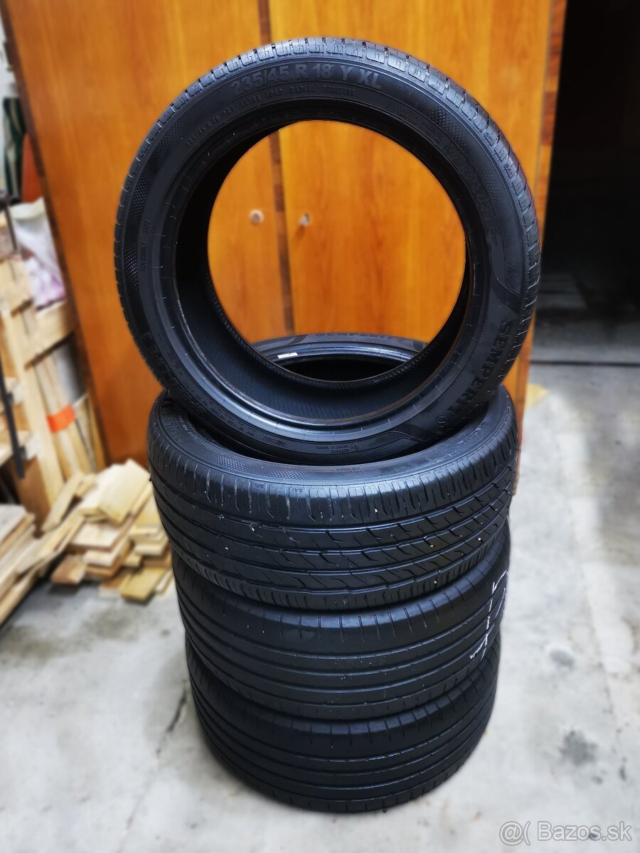 Letné pneumatiky 235/45 R18 / DUNLOP a SEMPERIT