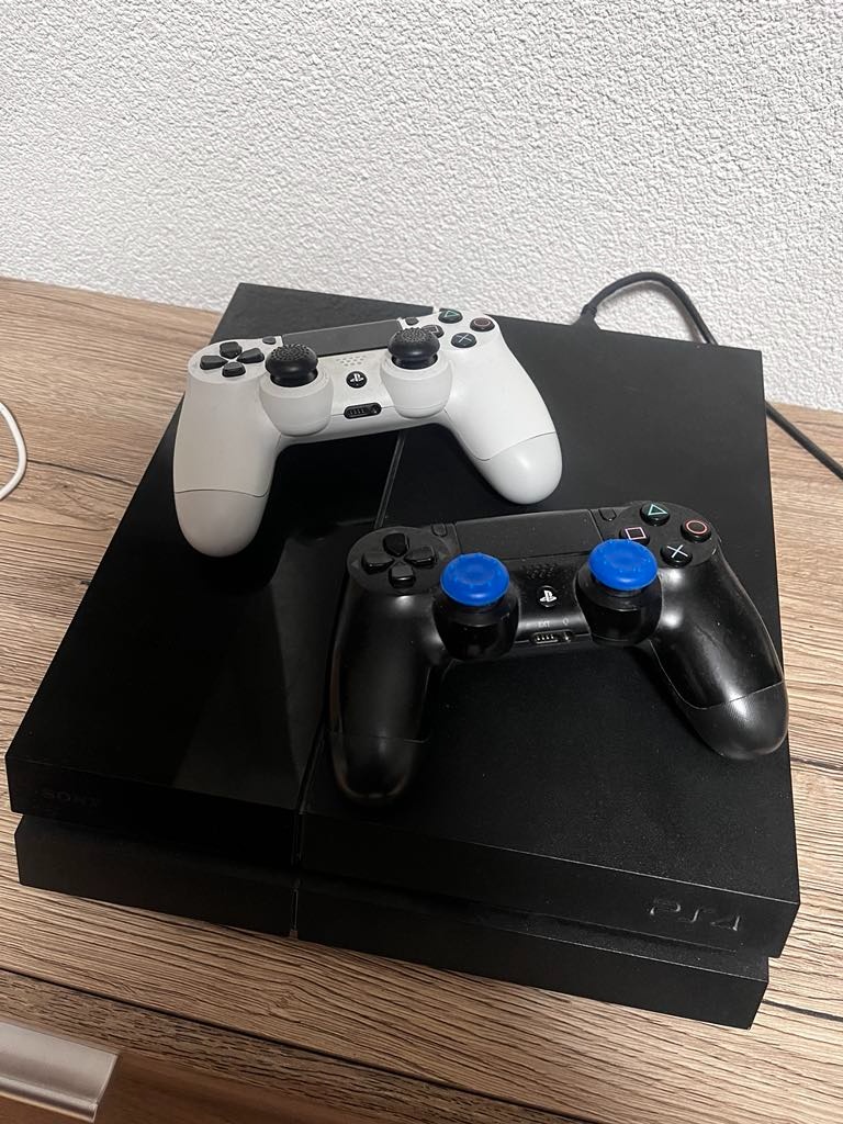 PS4    Fat , 1TB   Playstation 4