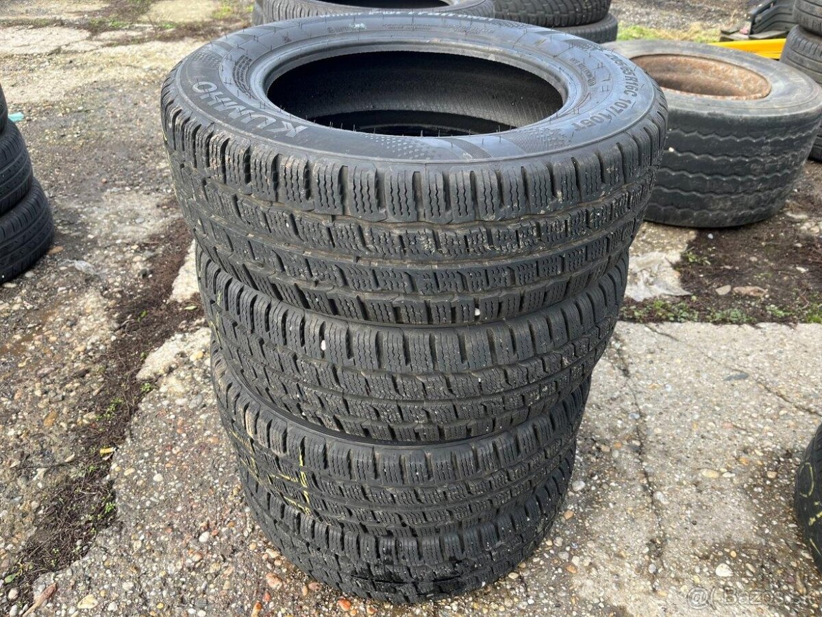 Kumho PortTran CW51, 205/65 R 16C, 107/105T, 2ks, dezén 70%