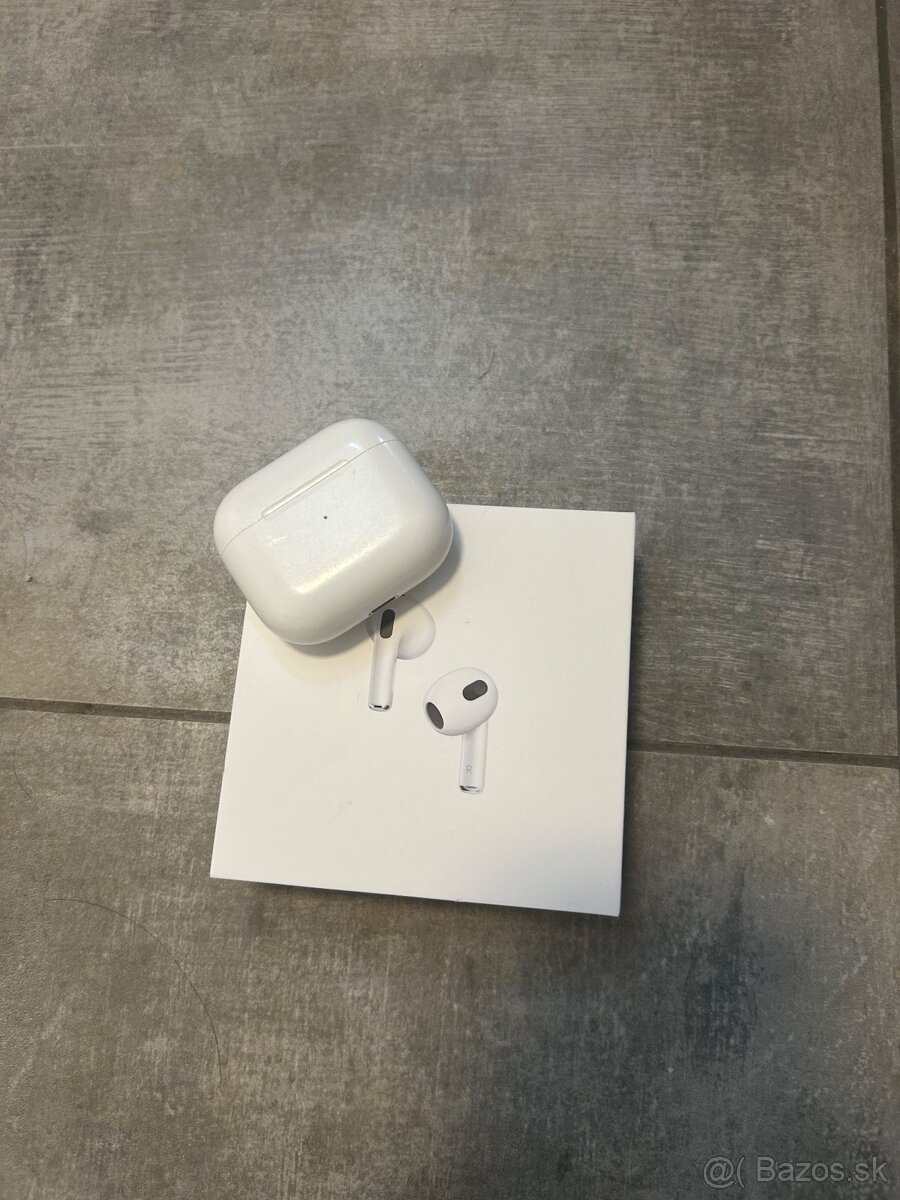 Apple AirPods 3