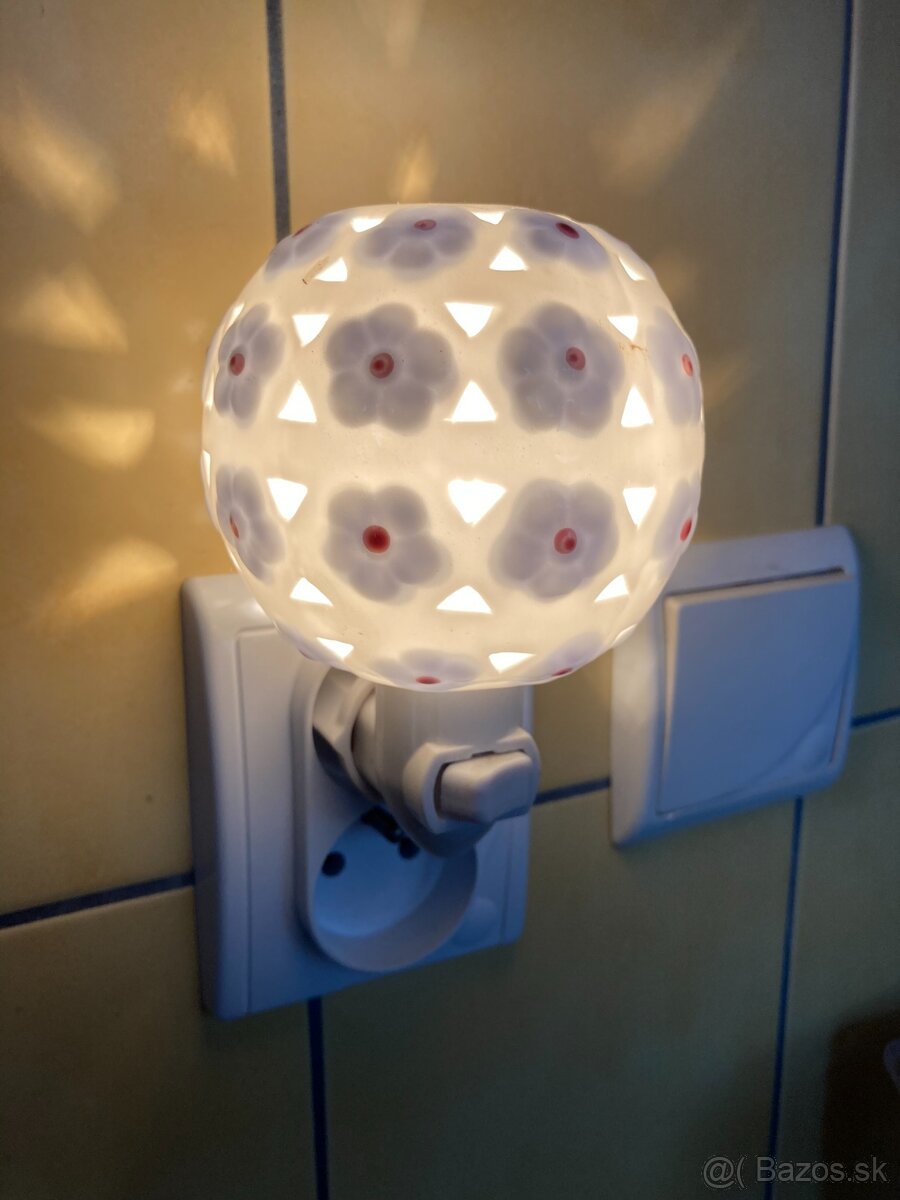 keramická lampa da zásuvky