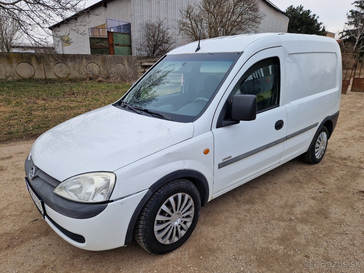 Opel Combo 1.7 cdti 55kw Chladiak