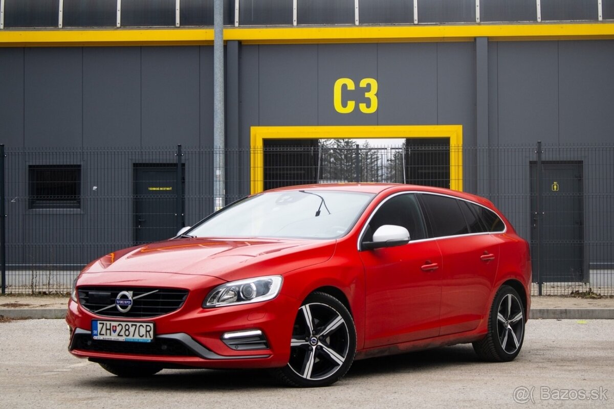 Volvo V60 T3 1.5L Momentum Geartronic