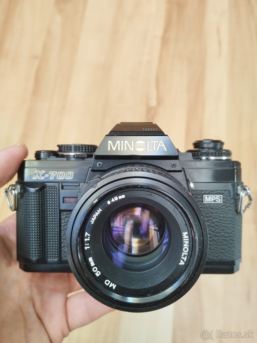 Minolta X700 s obj. Rokkor 1.7/50