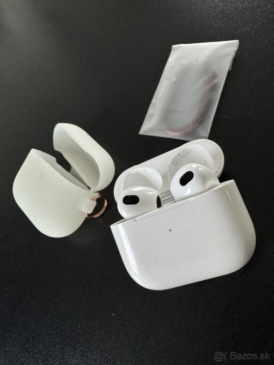 Apple Airpods 3 s MagSafe púzdrom