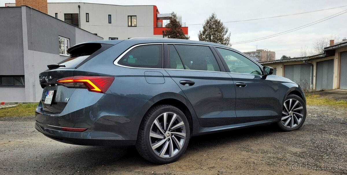 Škoda Octavia IV combi 1.4 TSI PHEV, DSG, 07/2021, Head-Up