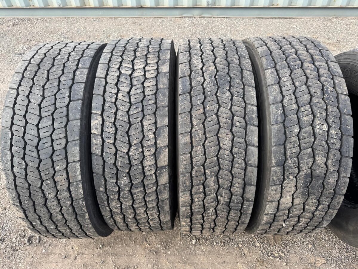 Predám 315/70R22,5