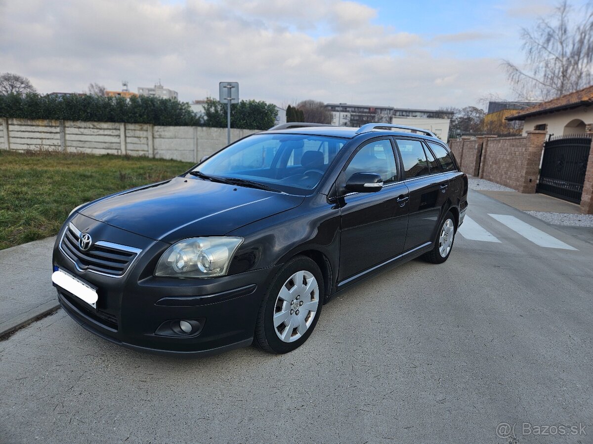 Toyota Avensis combi T25 2,0 D-4D 93kW