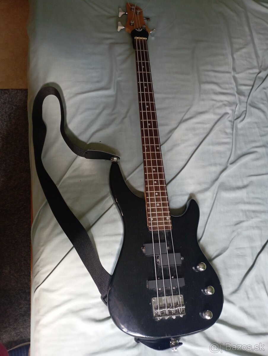 Bass gitara