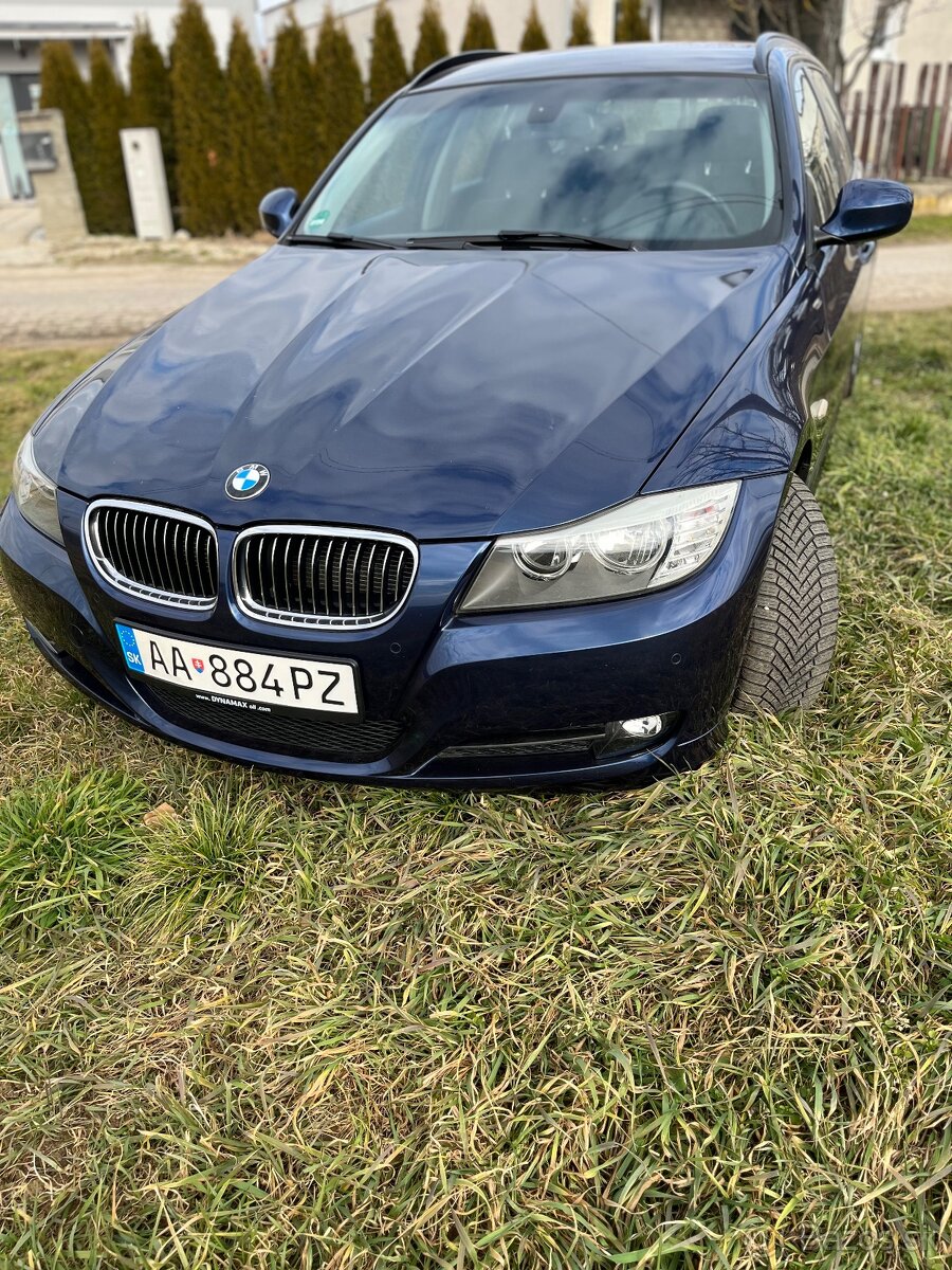 BMW 318D 2010