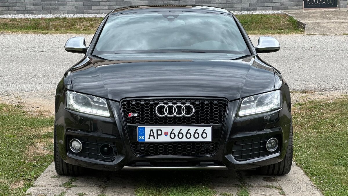 AUDI S5 4.2FSI V8 Quattro Tiptronic Coupe