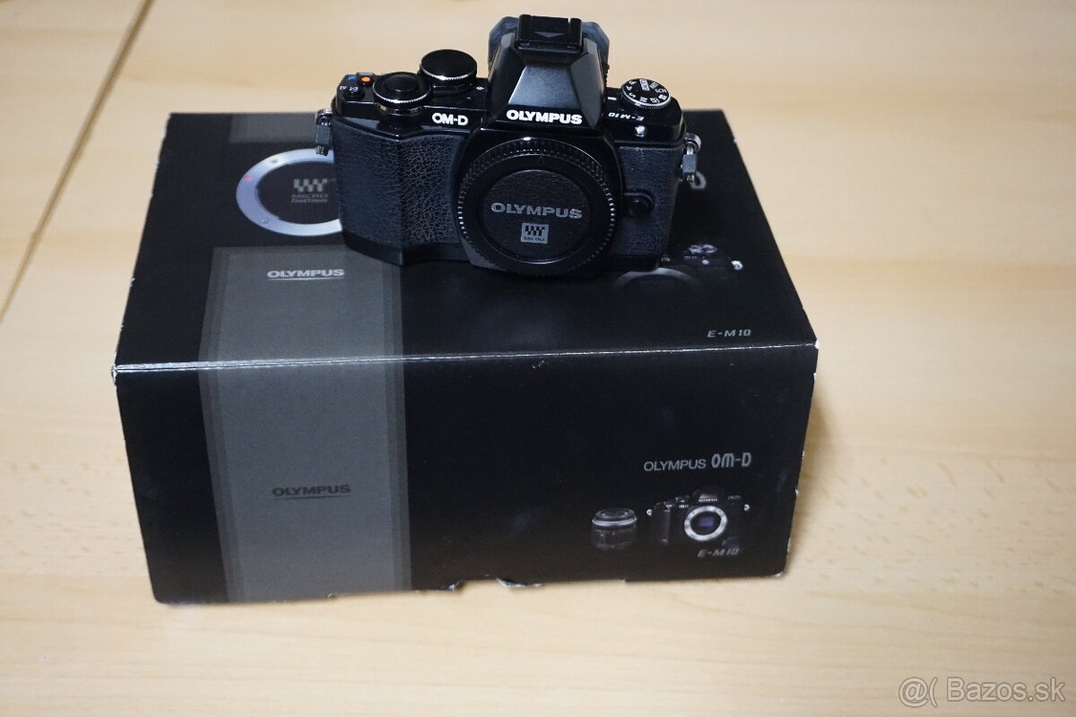 Olympus e-m10