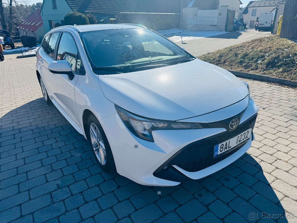 Toyota Corolla 1.2T Comfort 1.Majitel ČR