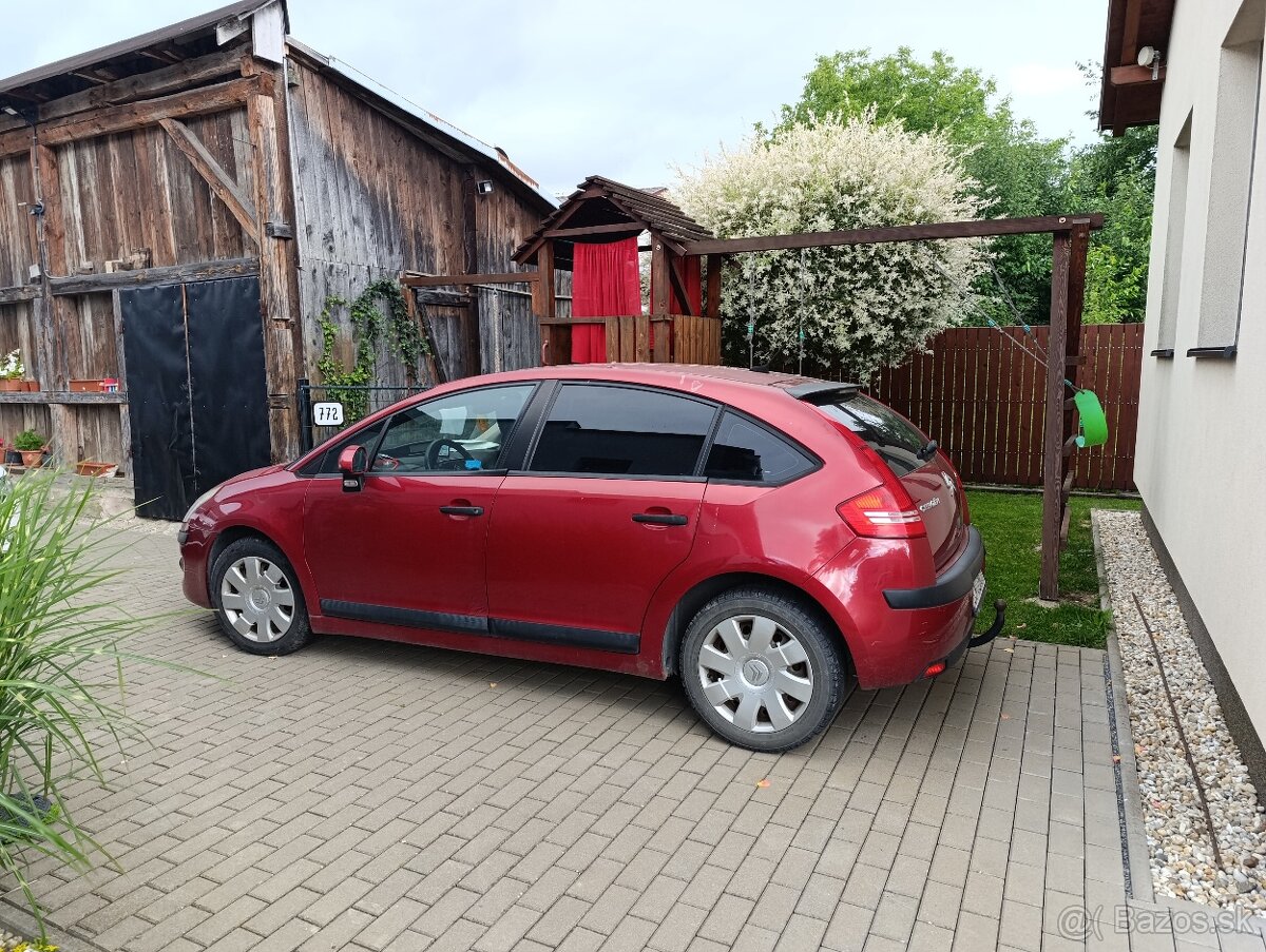 Predám Citroen C4 hatchback 1,4 2008