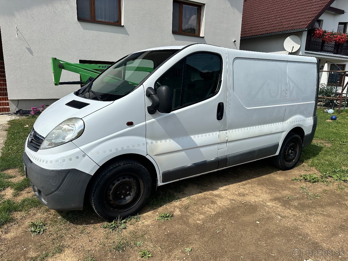 OPEL VIVARO