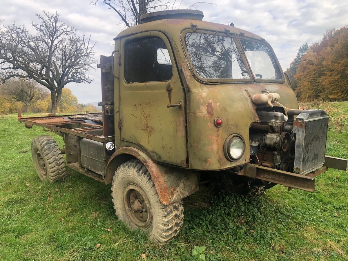 Tatra 805 S Avia motorom pojazdná