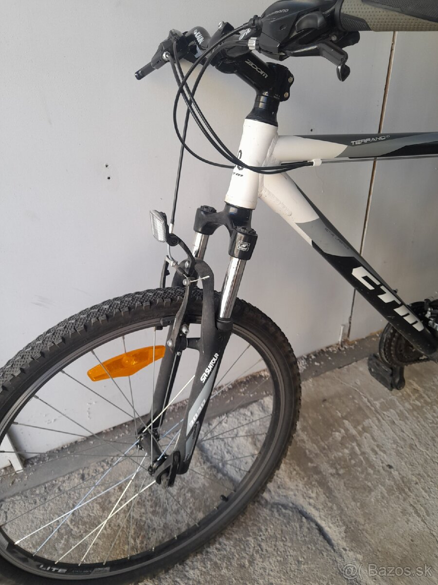 Horský bicykel CTM Terrano 1.0