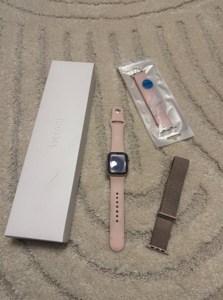 Apple Watch series 6 40 MM - 125 EUR