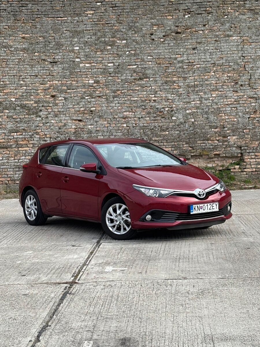 Toyota Auris 2018 1.6 benzín 97kw 6st.manual 17,000km❗️