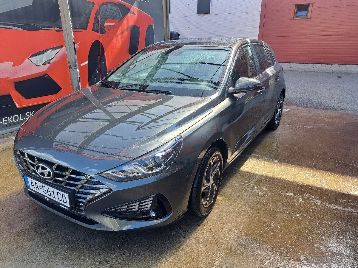 Hyundai i30, 1,5 DPi, Family