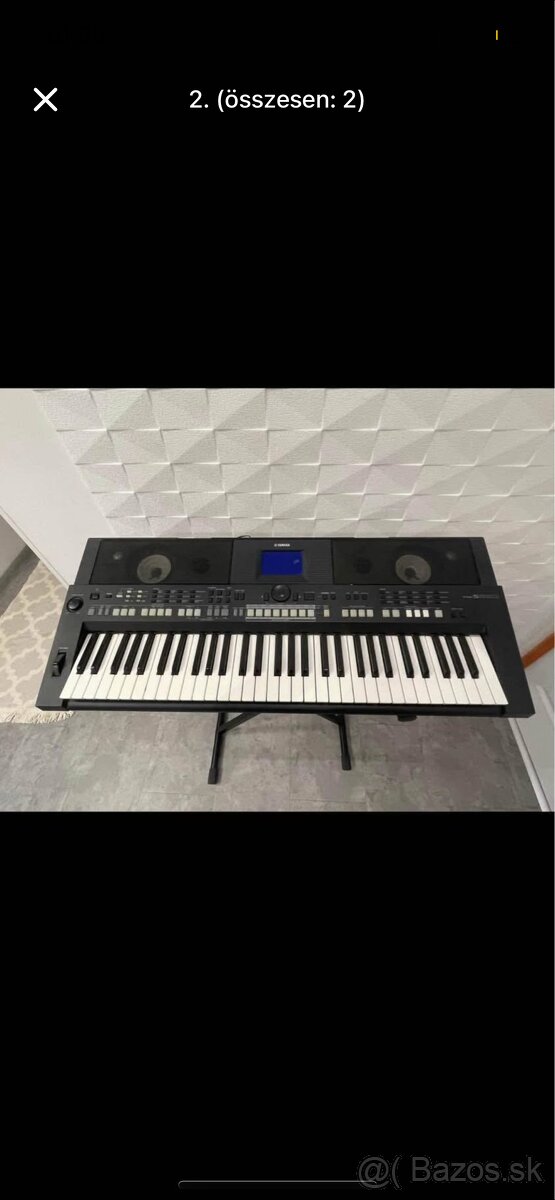 YAMAHA PSR S 650