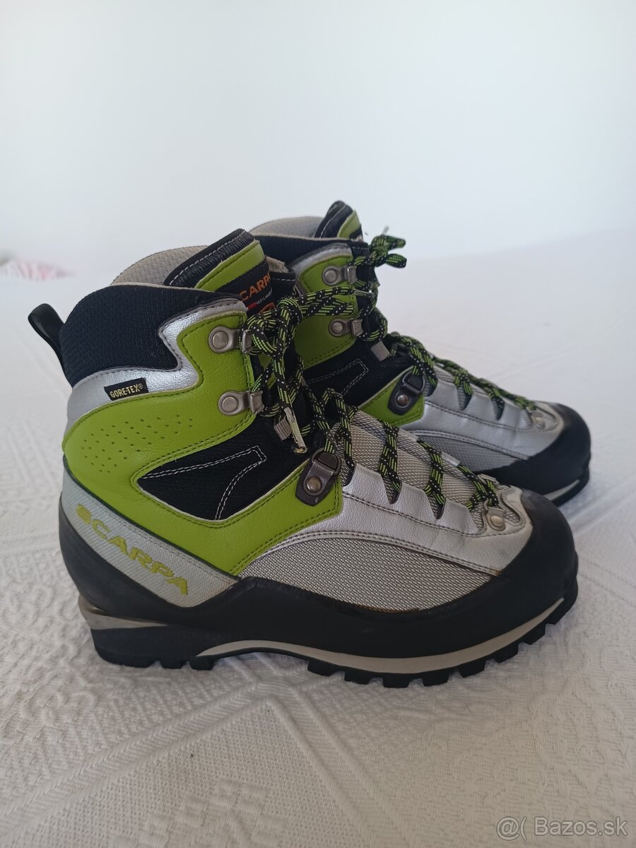 SCARPA goretex turisticke topanky VIBRAM velkost 39,5 a 38