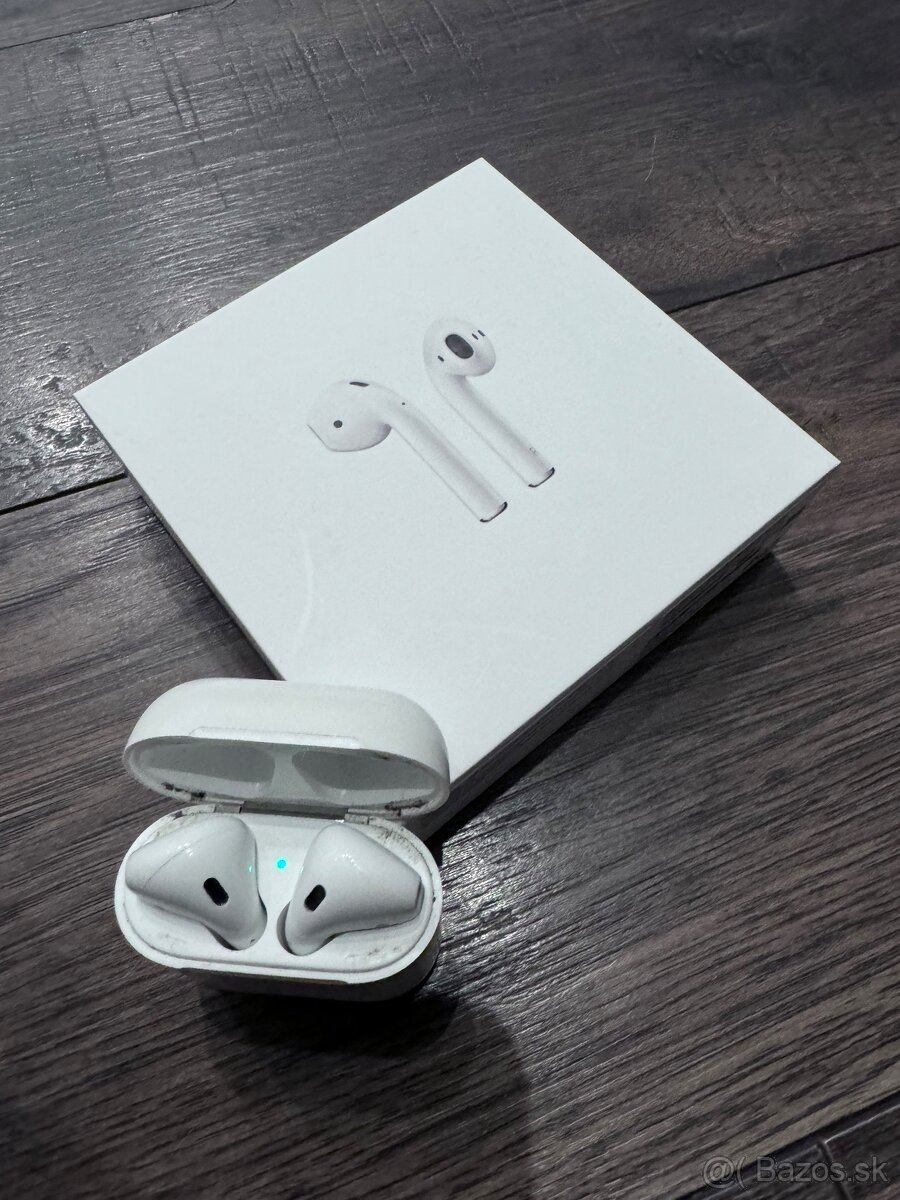 Predám AirPods (1st generation) 10 mesiacov používané