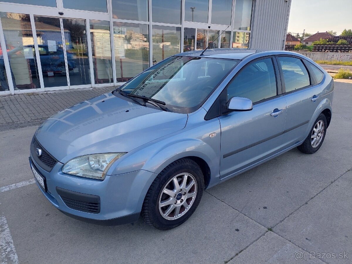 Ford Focus 1.4 16v benzin 2006 najazdených iba 174000km