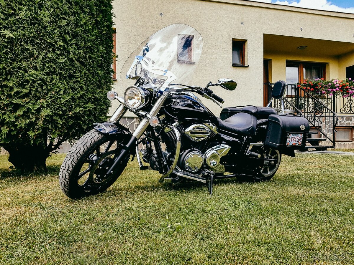 YAMAHA XVS A 950 MIDNIGHT STAR, 1. majiteľ, skoro nejazdená