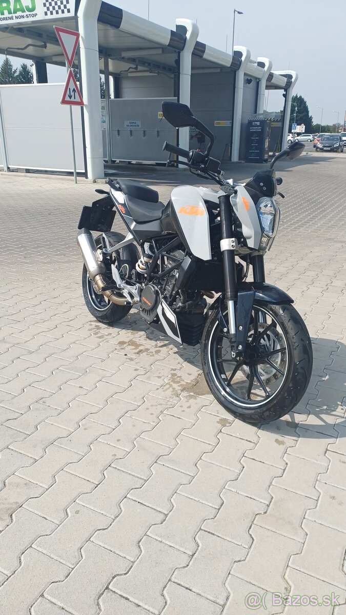 Ktm duke 125 AKRAPOVIC