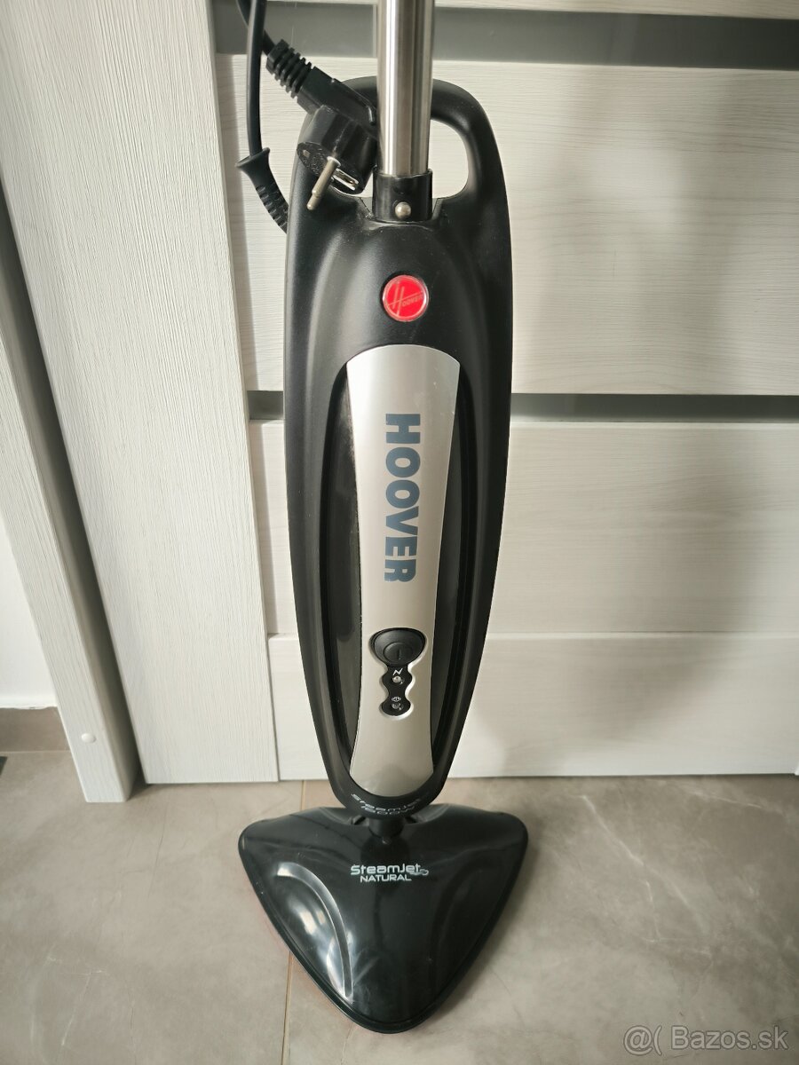 Parný mop Hoover je bezstarostný produkt, takmer nový