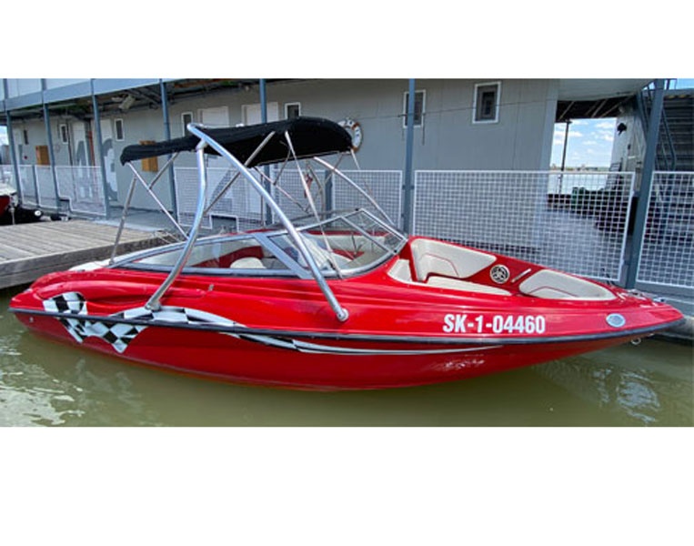 Motorový čln CROWNLINE185 SS + Mercruiser 220